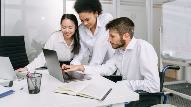 De cuánto es la subida del pago de la incapacidad permanente en España en 2026 y cómo se nota en la nómina